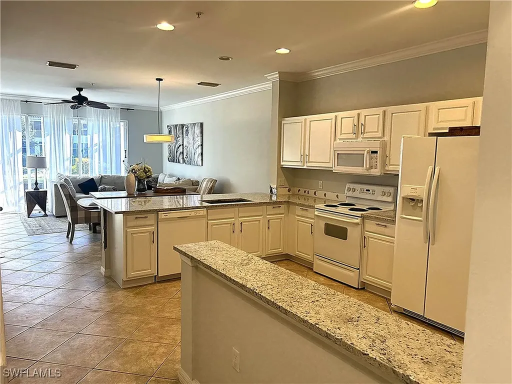 960 Hampton Circle Naples FL 34105