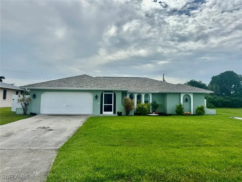 415 SE 12th Court Cape Coral FL 33990