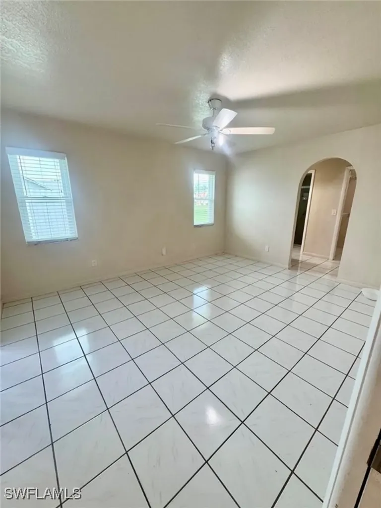 415 SE 12th Court Cape Coral FL 33990