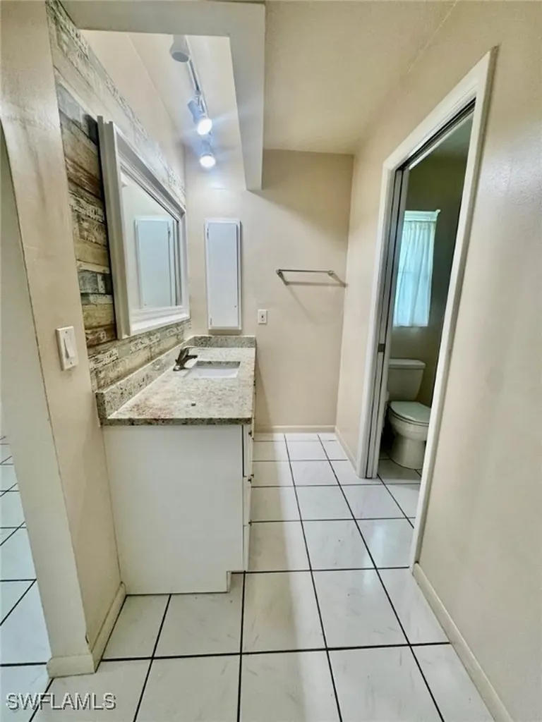415 SE 12th Court Cape Coral FL 33990