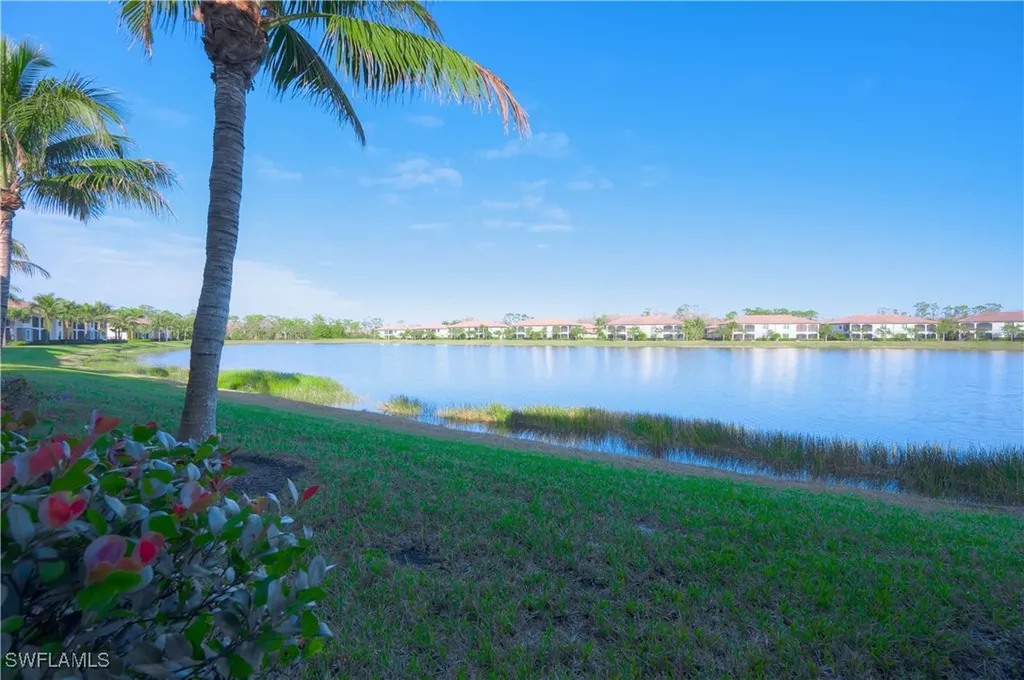9521 Avellino Way Naples FL 34113