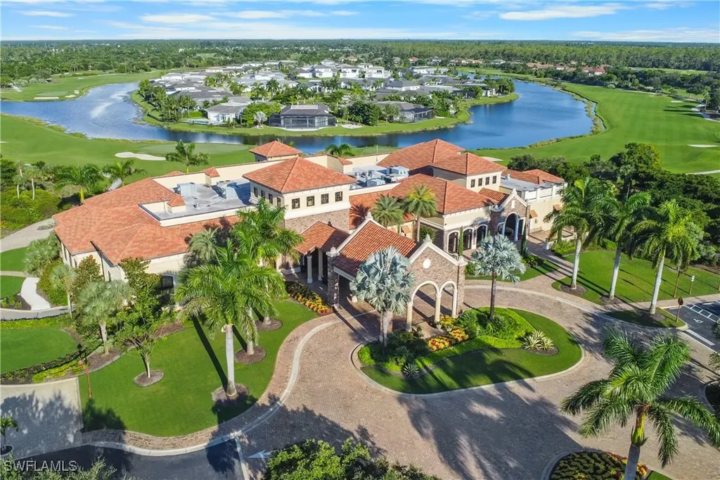 9521 Avellino Way Naples FL 34113