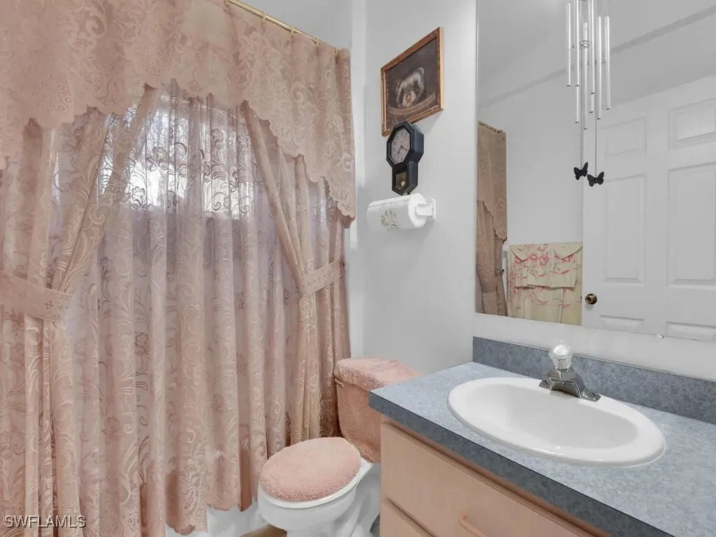 2214 NE 24th Avenue Cape Coral FL 33909
