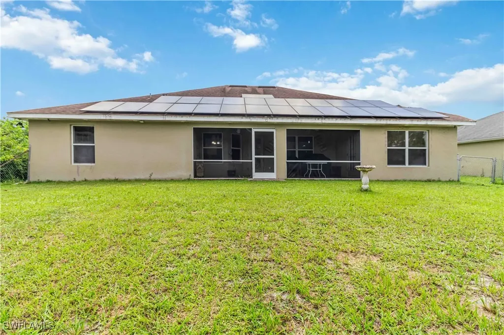 915 Alvin Avenue Lehigh Acres FL 33971