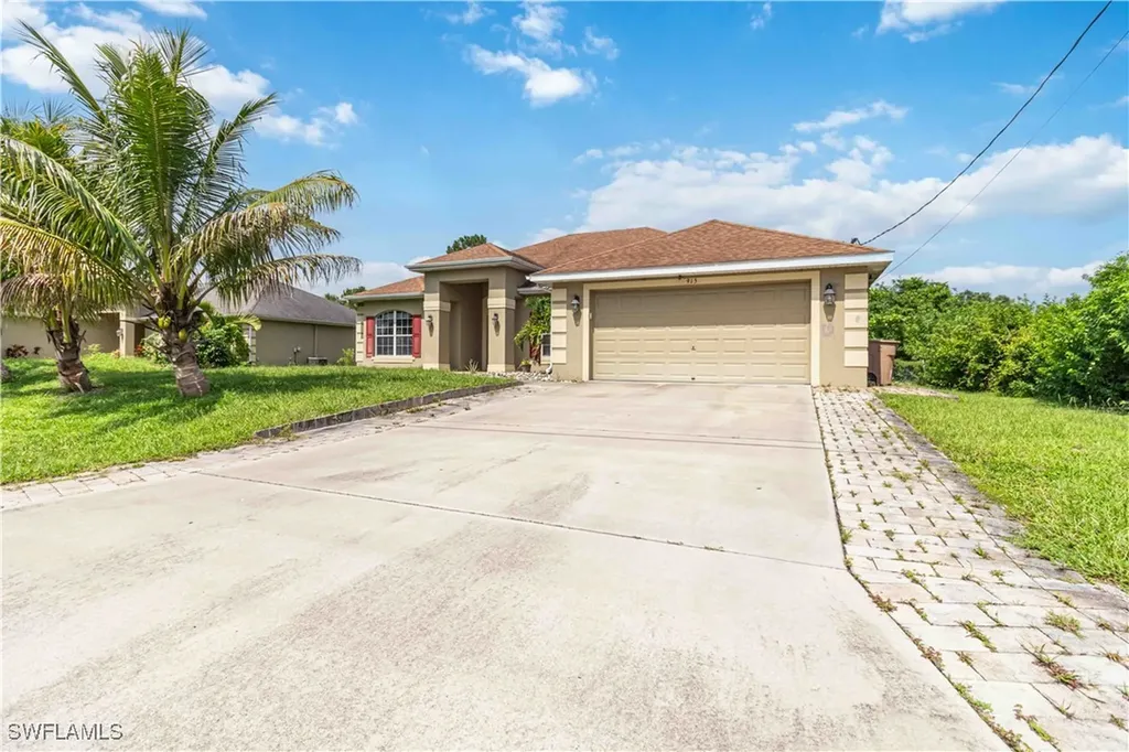 915 Alvin Avenue Lehigh Acres FL 33971