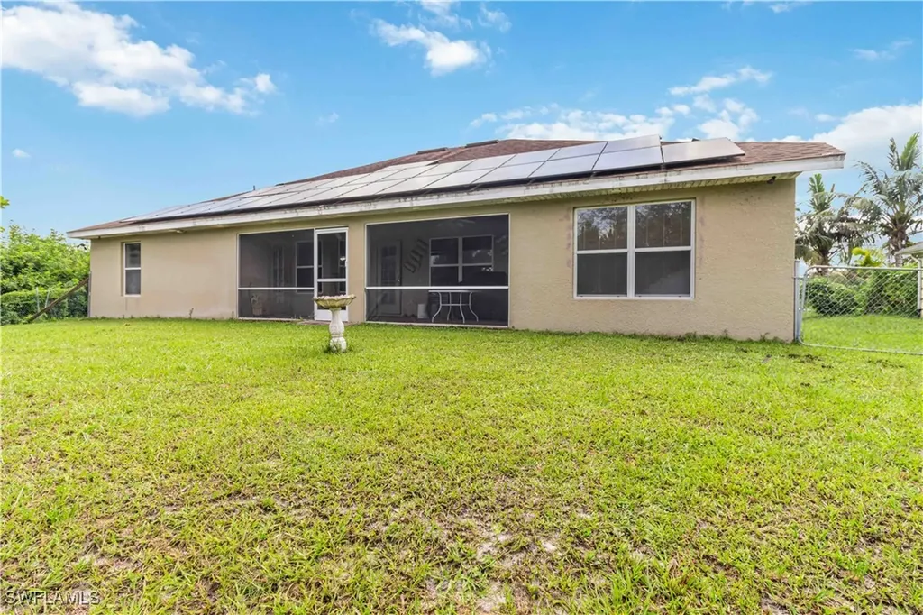 915 Alvin Avenue Lehigh Acres FL 33971