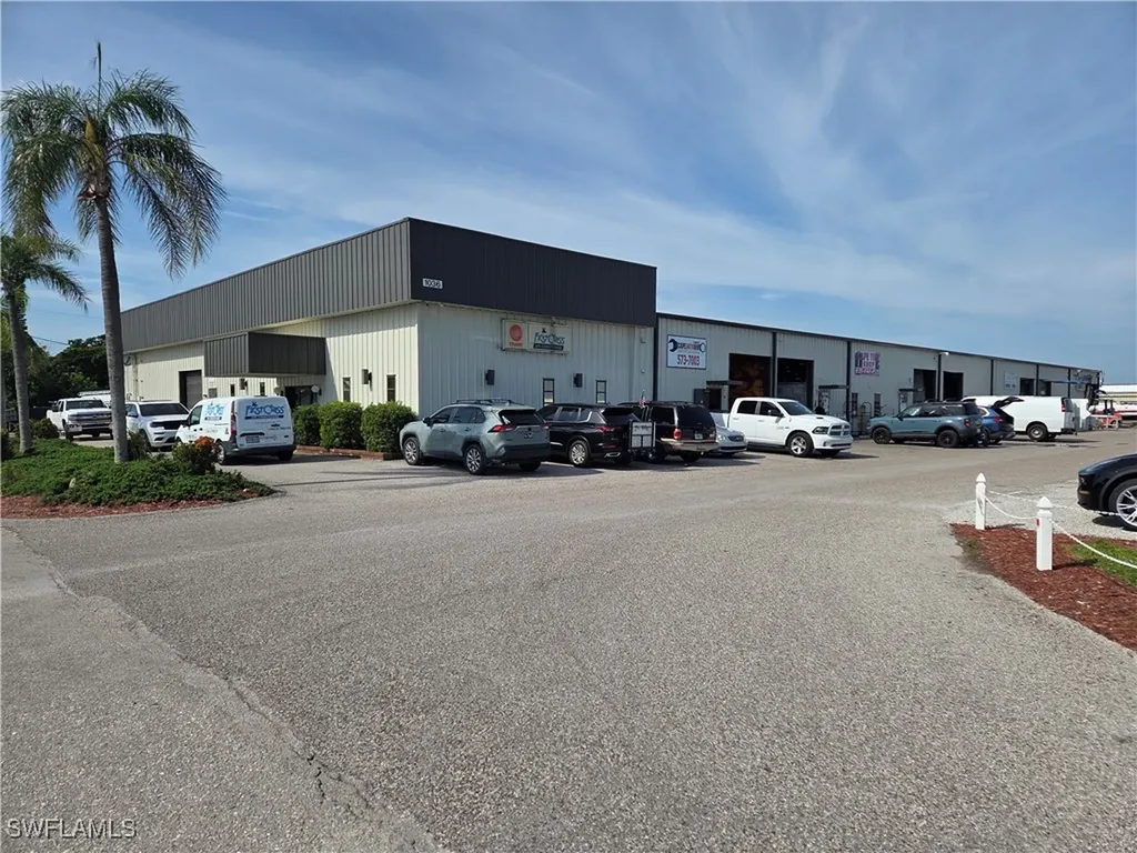 1036 NE Pine Island Road Cape Coral FL 33909