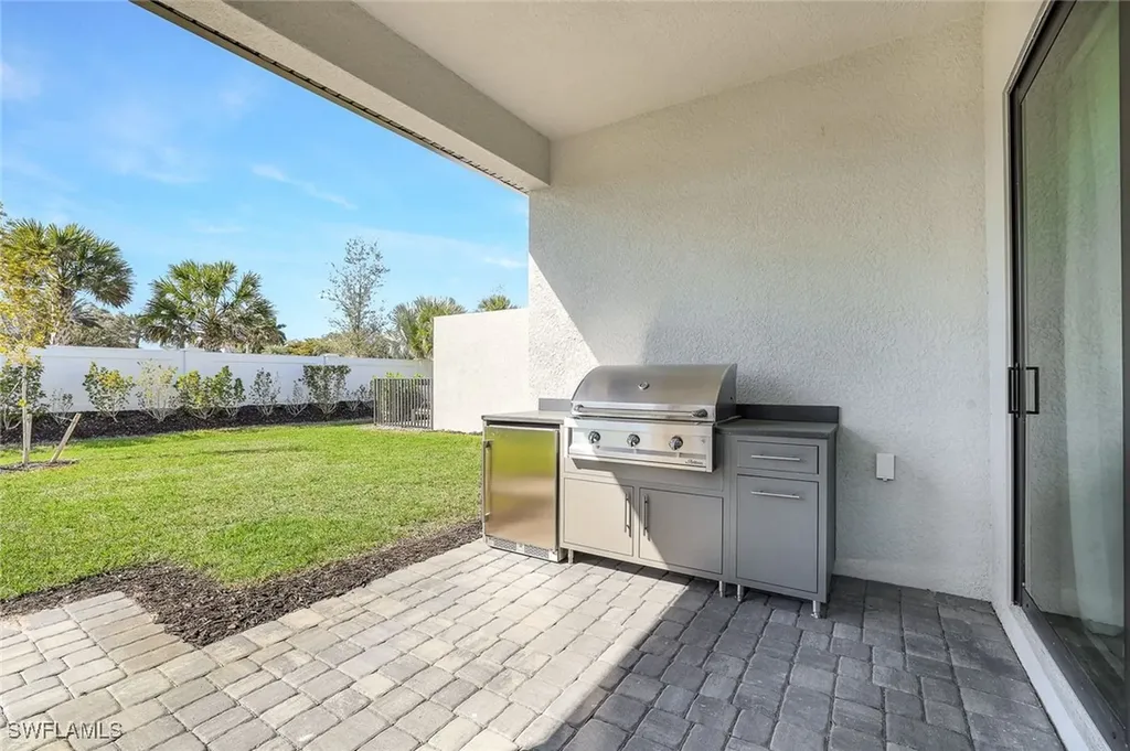 14712 Kingfisher Loop Naples FL 34120