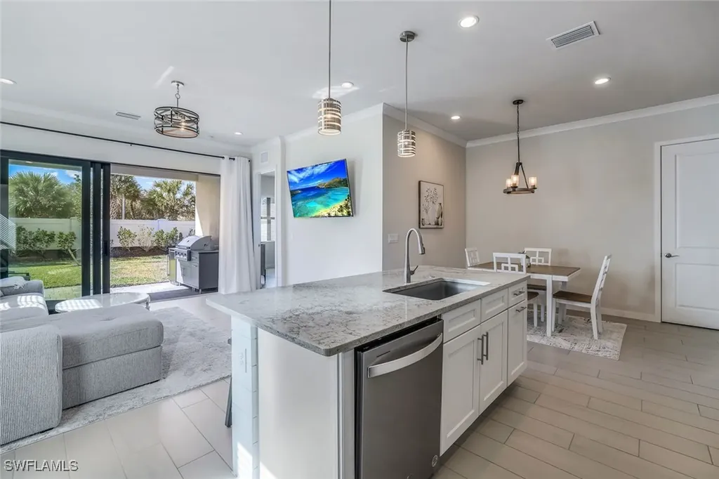 14712 Kingfisher Loop Naples FL 34120
