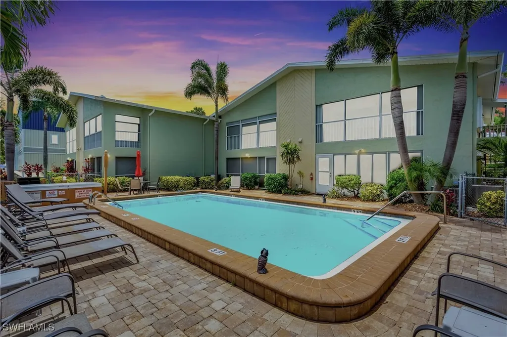 1409 SE 46th Lane Cape Coral FL 33904