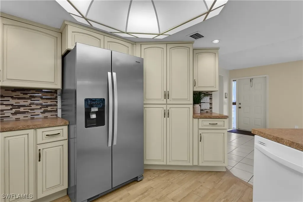 1409 SE 46th Lane Cape Coral FL 33904