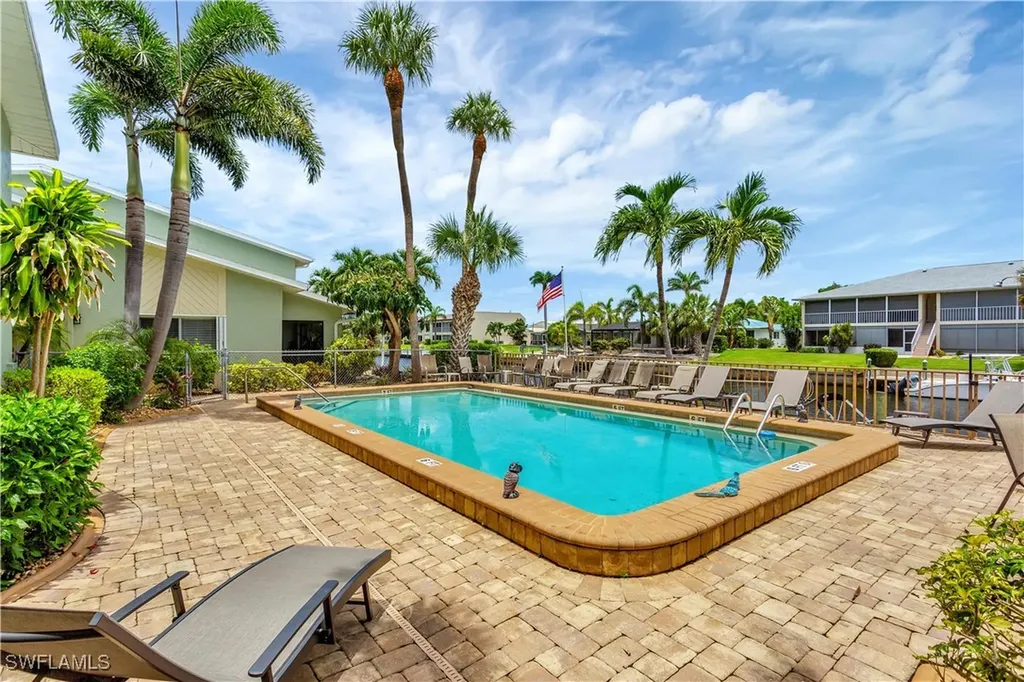 1409 SE 46th Lane Cape Coral FL 33904