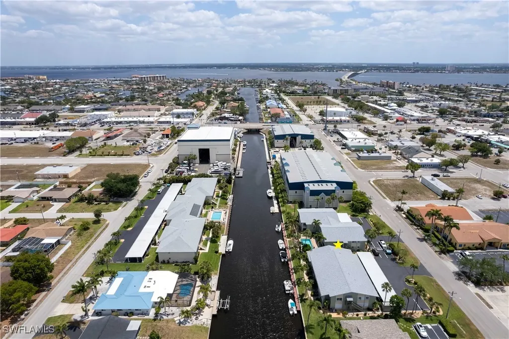 1409 SE 46th Lane Cape Coral FL 33904