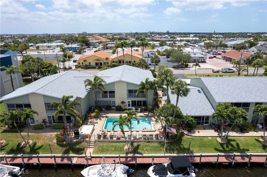 1409 SE 46th Lane Cape Coral FL 33904