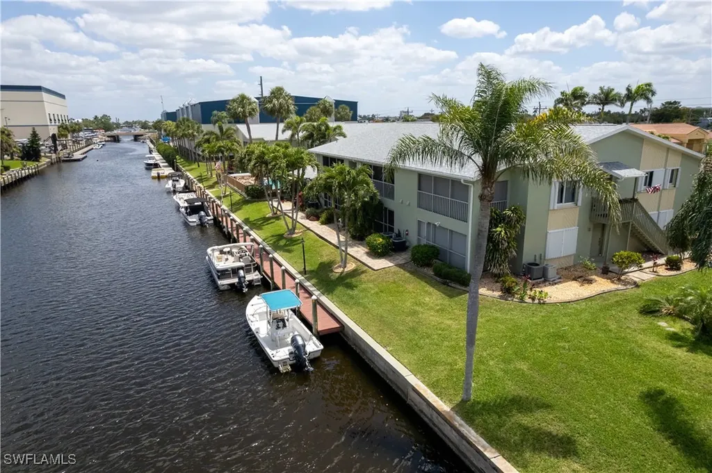 1409 SE 46th Lane Cape Coral FL 33904