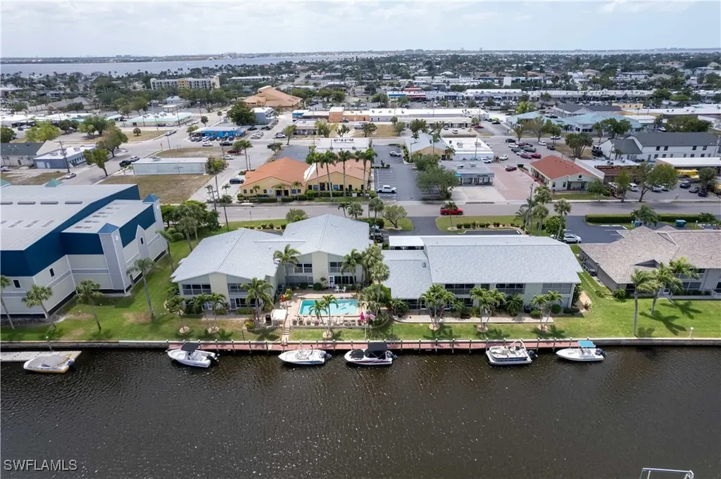 1409 SE 46th Lane Cape Coral FL 33904