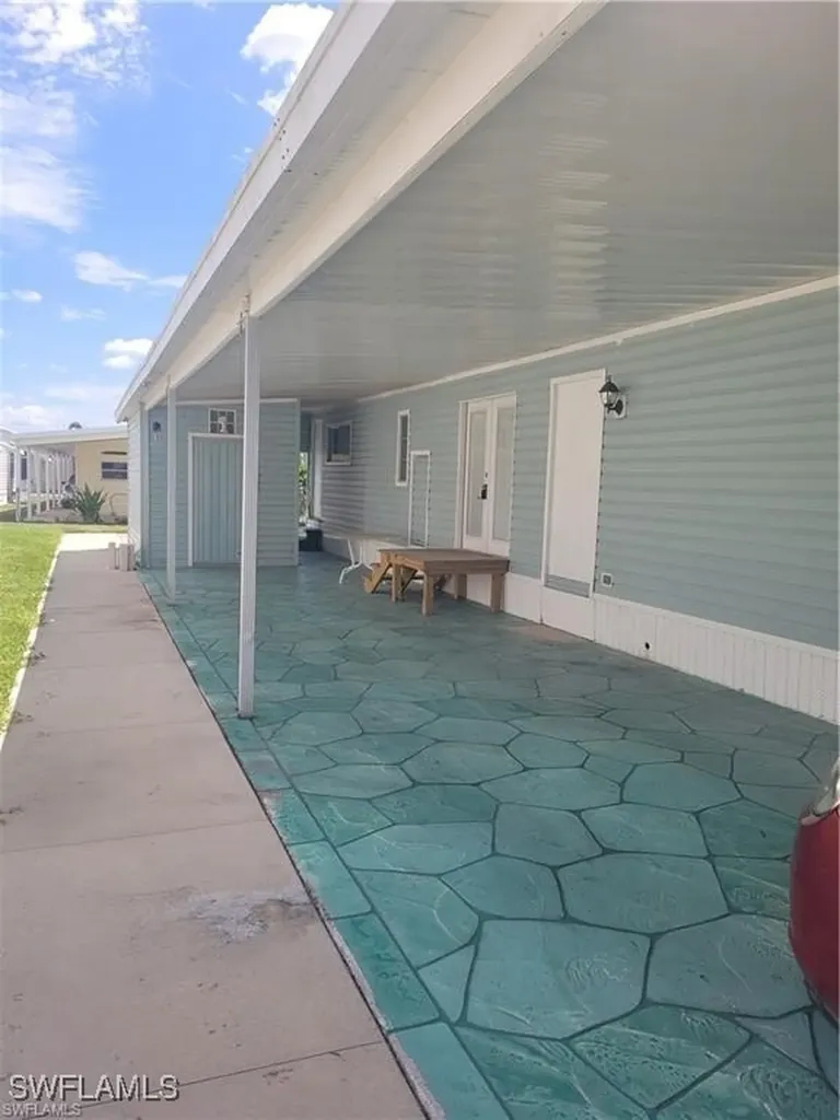 74 Palos Drive Naples FL 34104