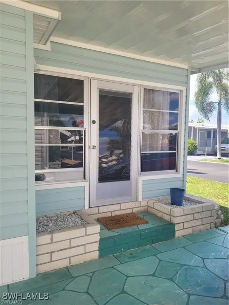 74 Palos Drive Naples FL 34104