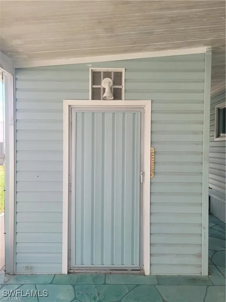 74 Palos Drive Naples FL 34104