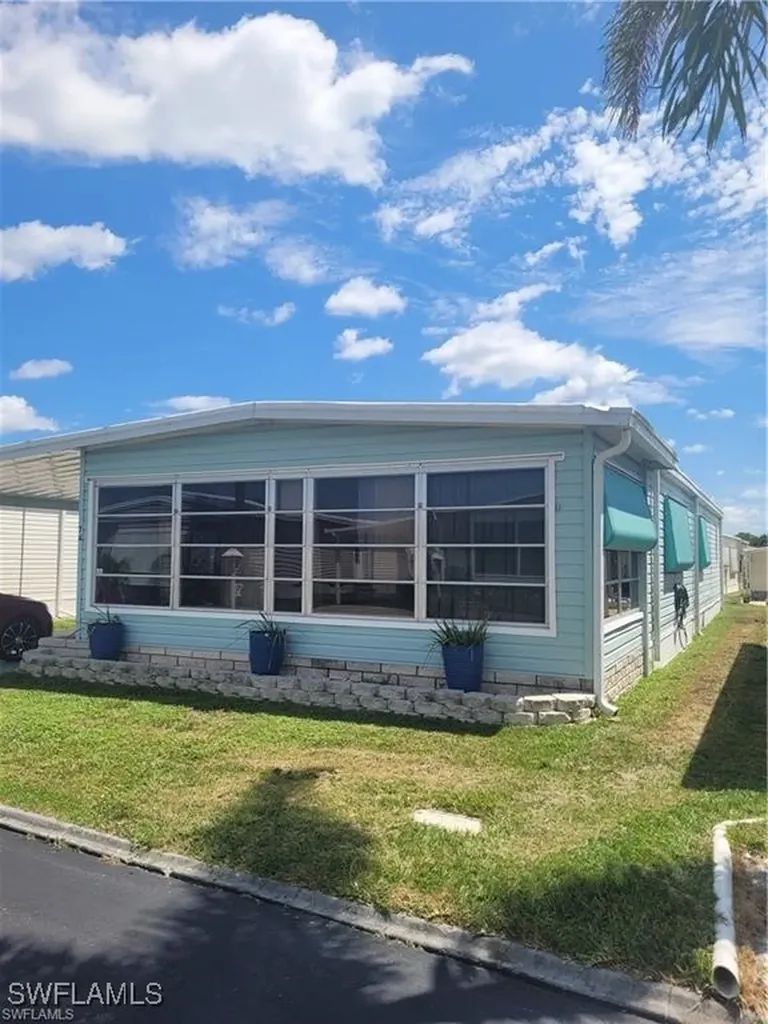 74 Palos Drive Naples FL 34104