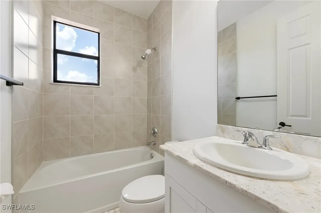 8797 Madrid Circle Naples FL 34104