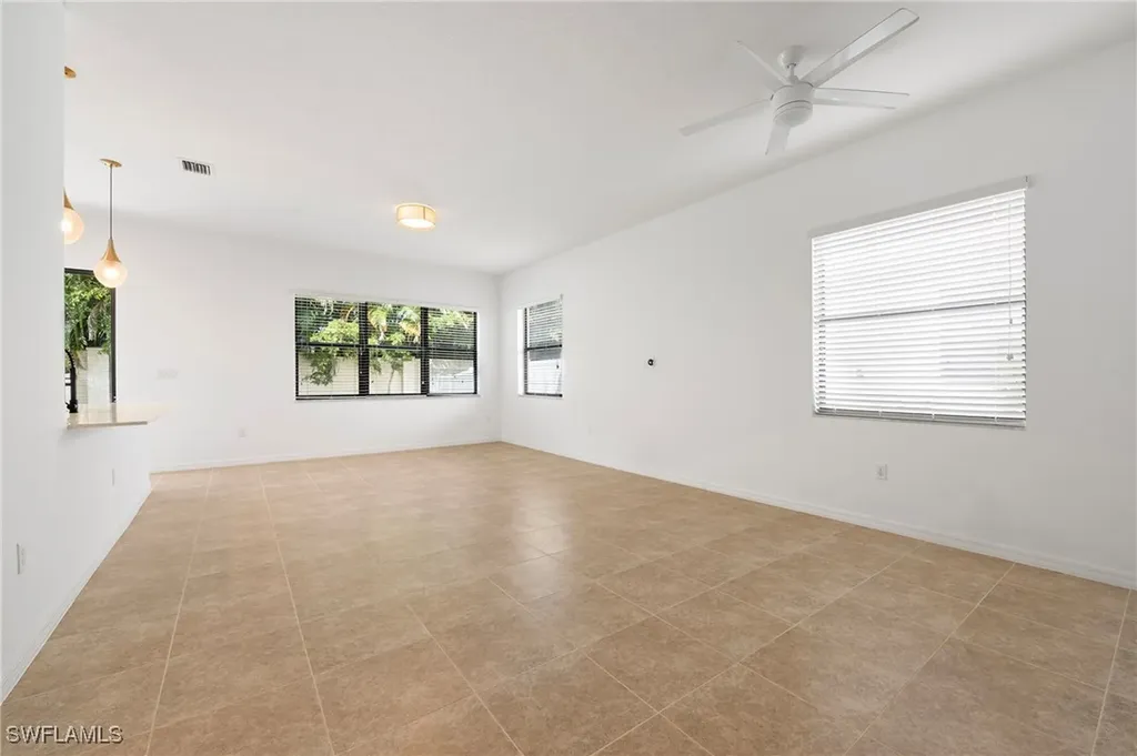 8797 Madrid Circle Naples FL 34104