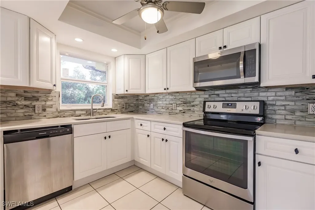 217 Yorkshire Court Naples FL 34112