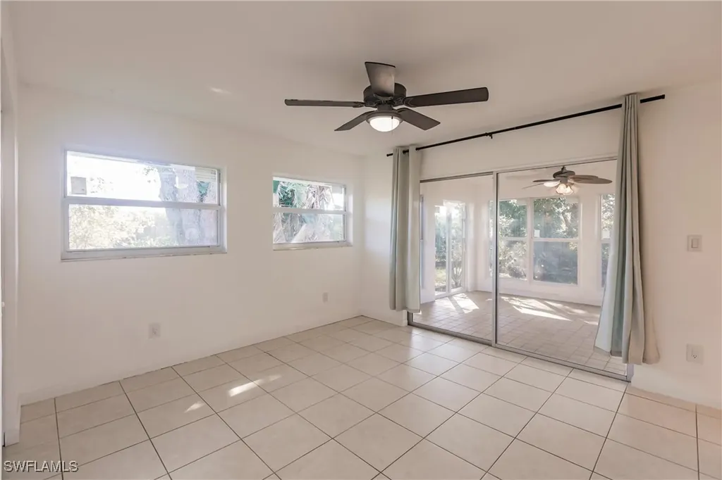 217 Yorkshire Court Naples FL 34112