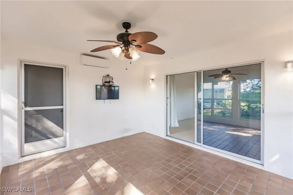 217 Yorkshire Court Naples FL 34112