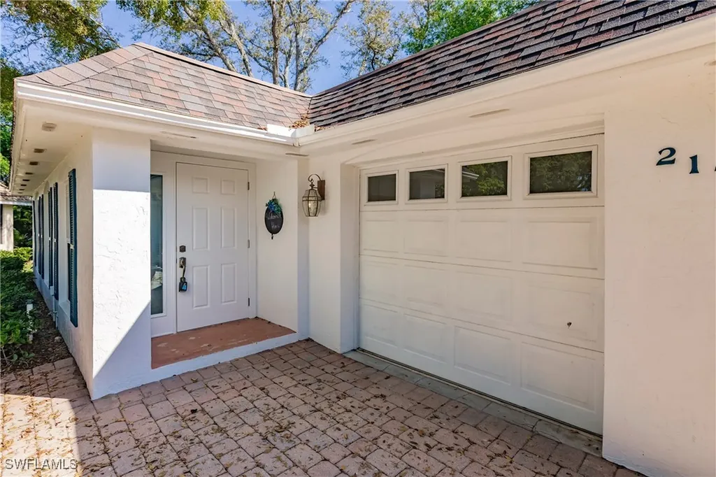 217 Yorkshire Court Naples FL 34112