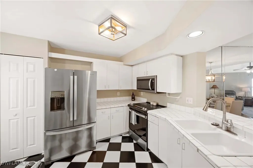 1096 Woodshire Lane Naples FL 34105