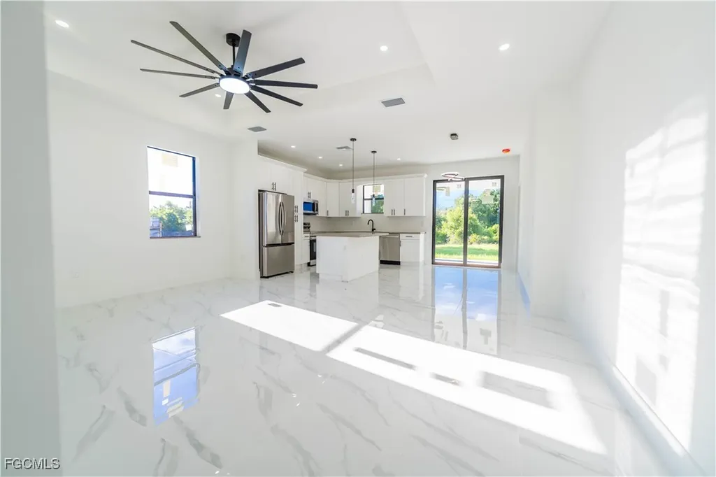 433 Rayford Street Lehigh Acres FL 33974