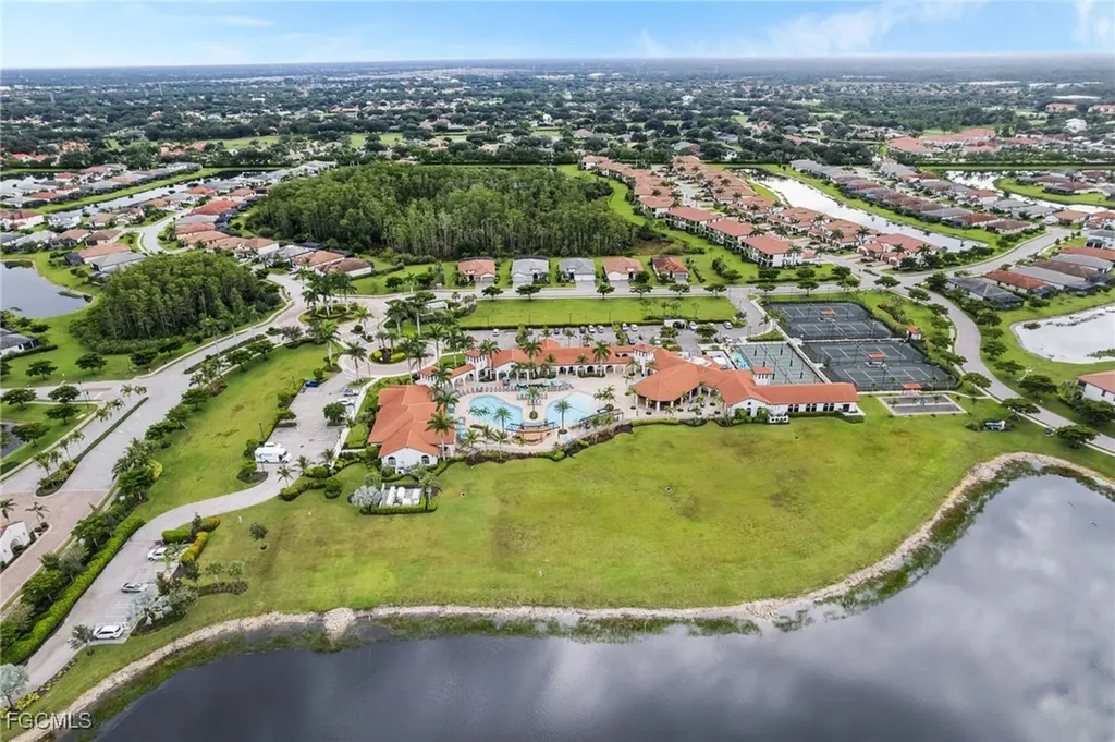 11166 Shady Lake Run Fort Myers FL 33913