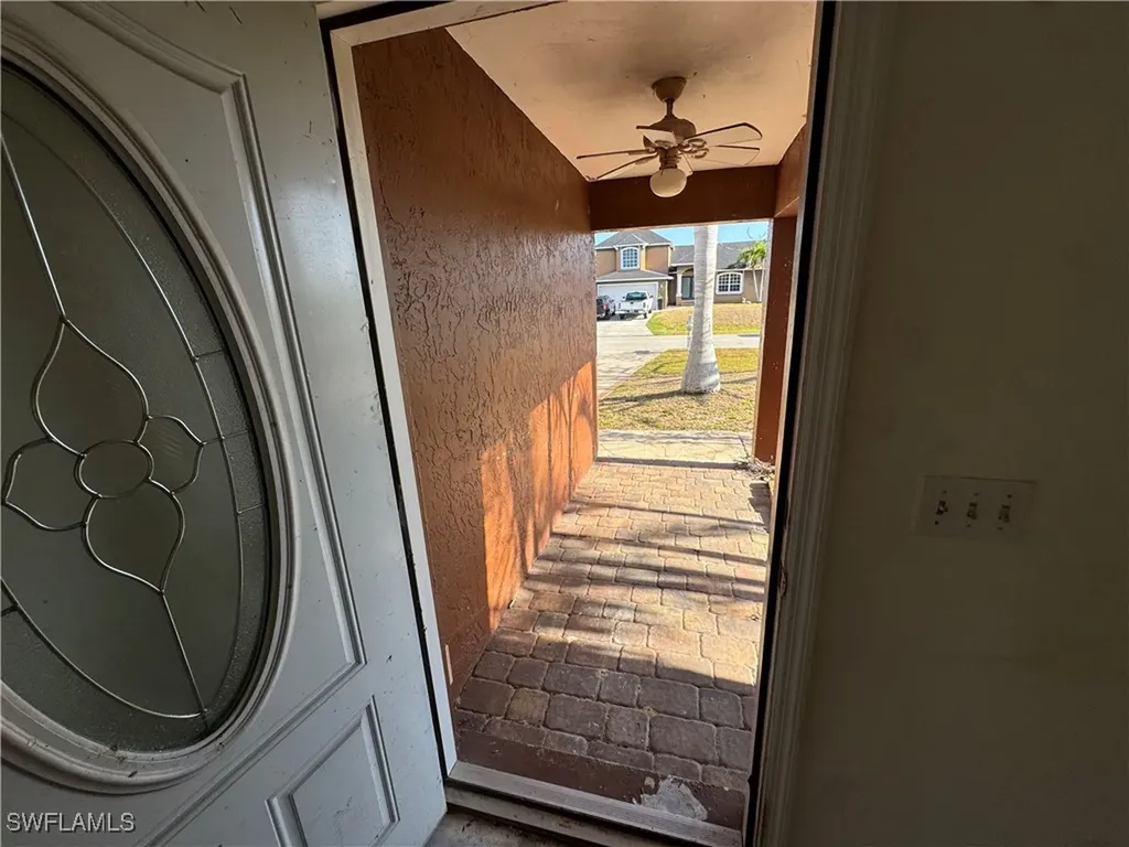 1220 SW 33rd Terrace Cape Coral FL 33914