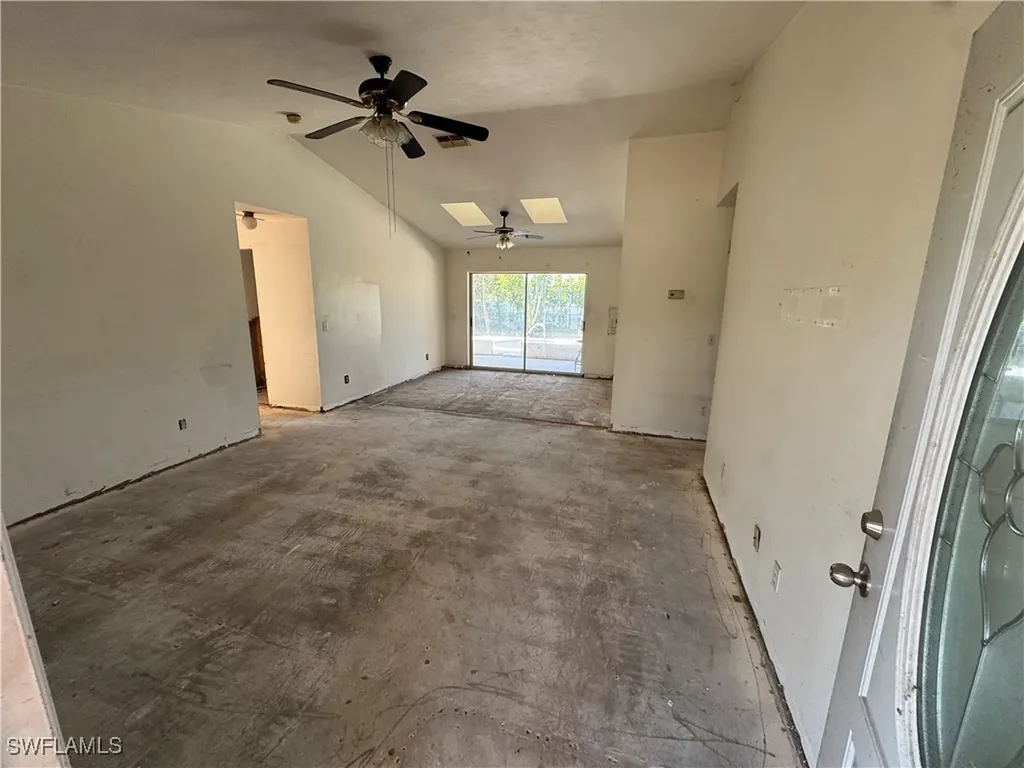 1220 SW 33rd Terrace Cape Coral FL 33914
