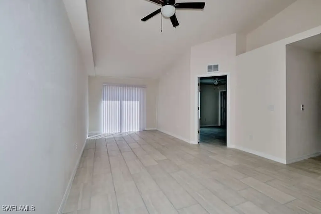 1303 SE 8th Place Cape Coral FL 33990