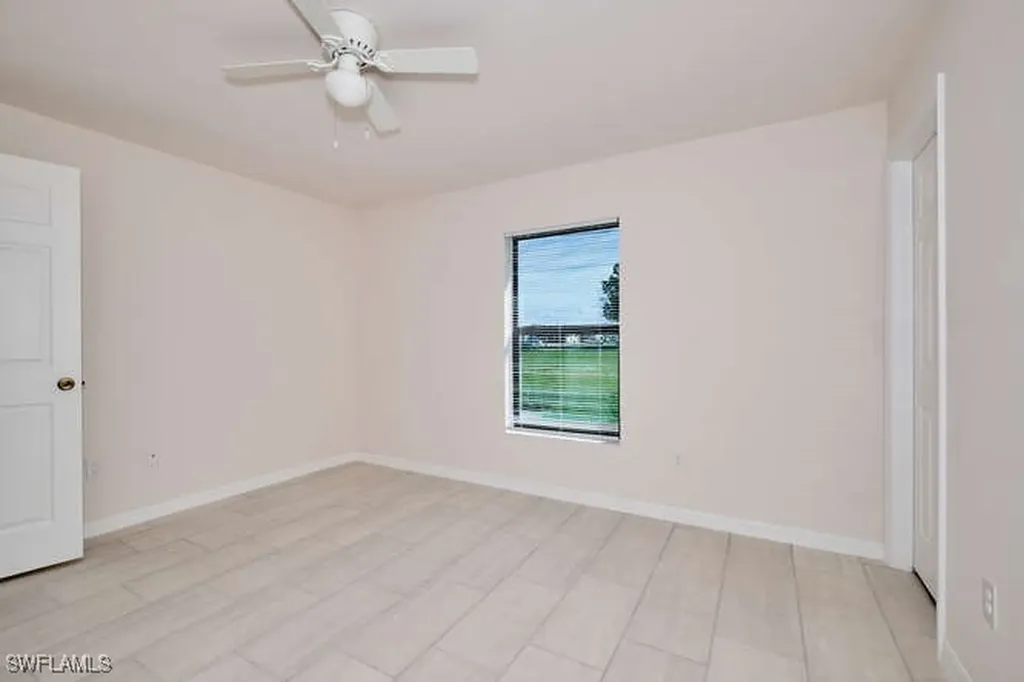 1303 SE 8th Place Cape Coral FL 33990