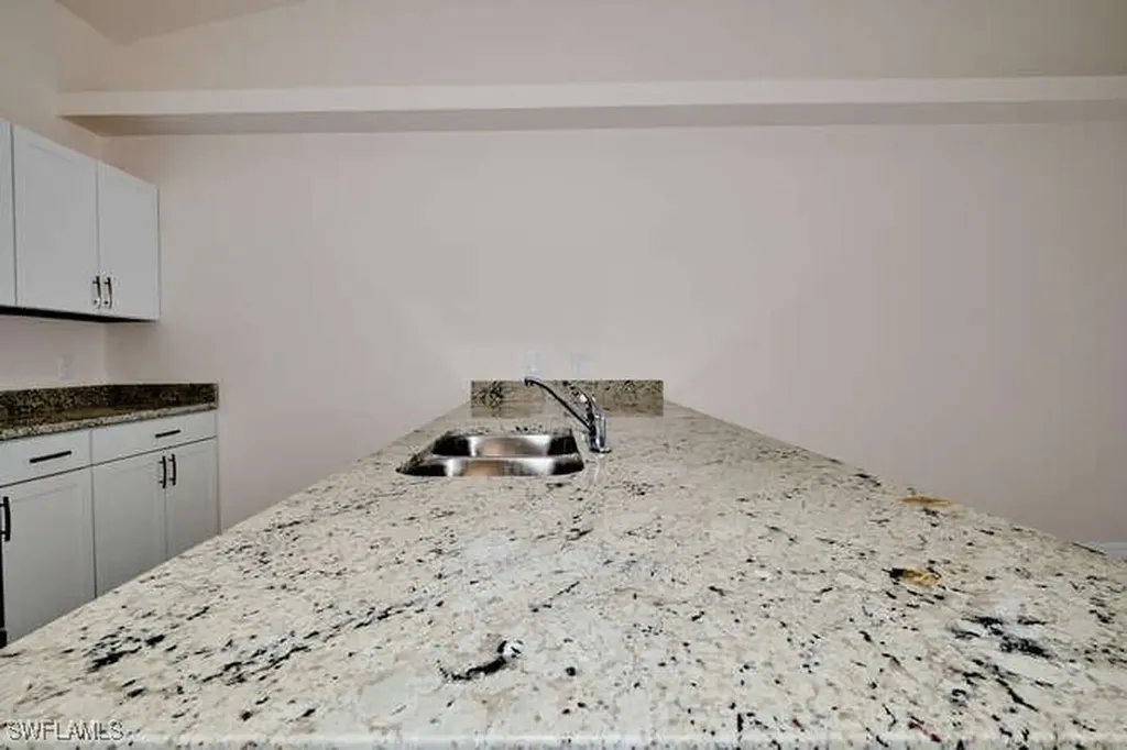 1303 SE 8th Place Cape Coral FL 33990
