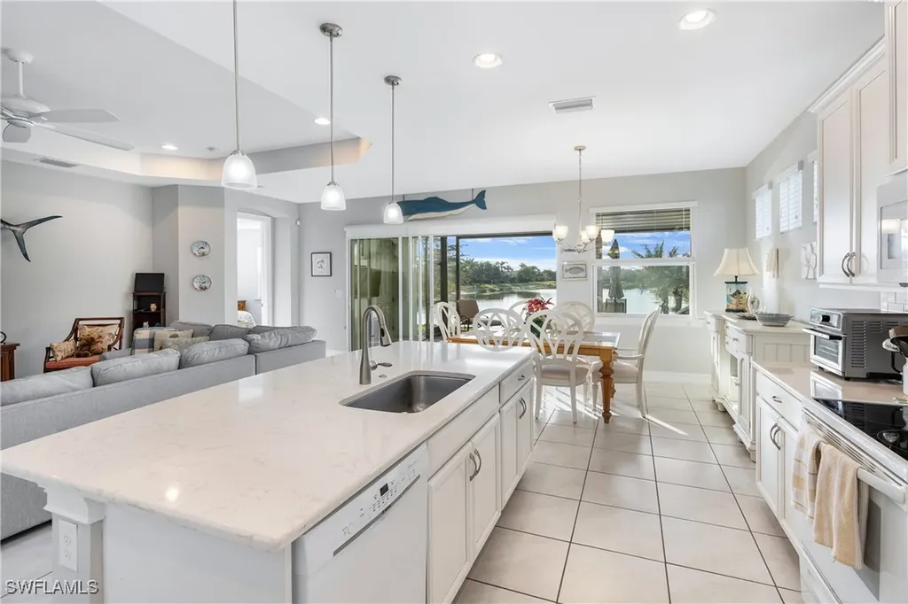 14601 Tropical Drive Naples FL 34114