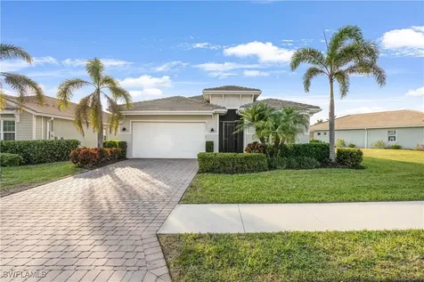 14601 Tropical Drive Naples FL 34114