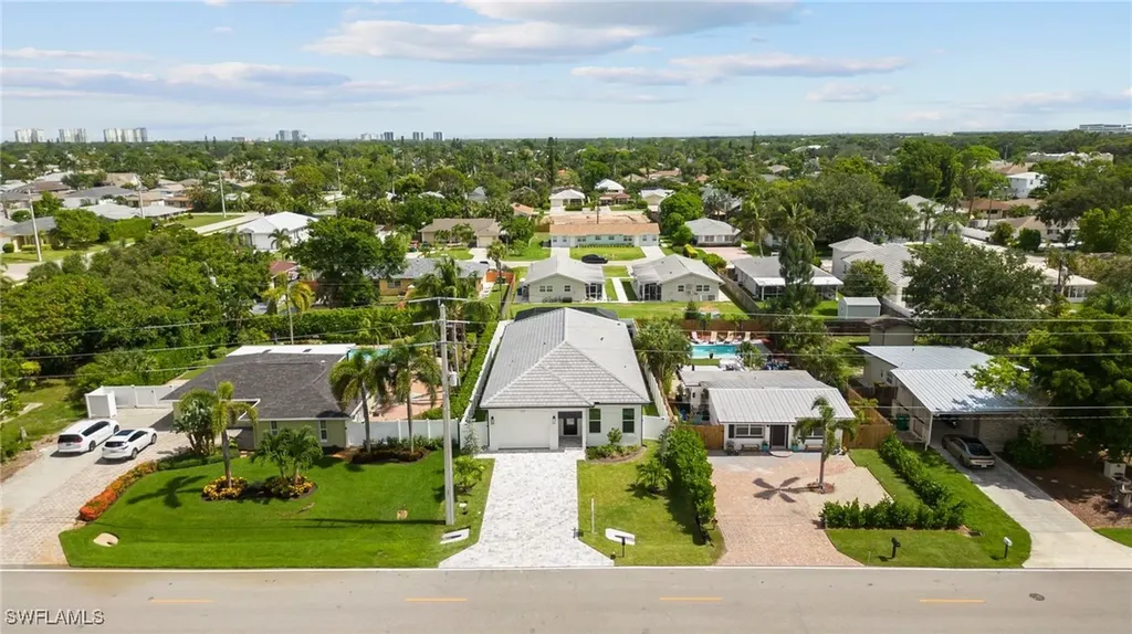 819 91st Avenue N Naples FL 34108