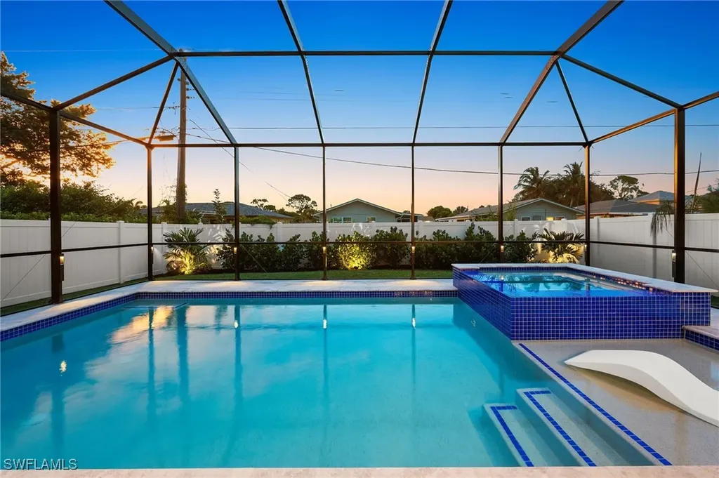 819 91st Avenue N Naples FL 34108
