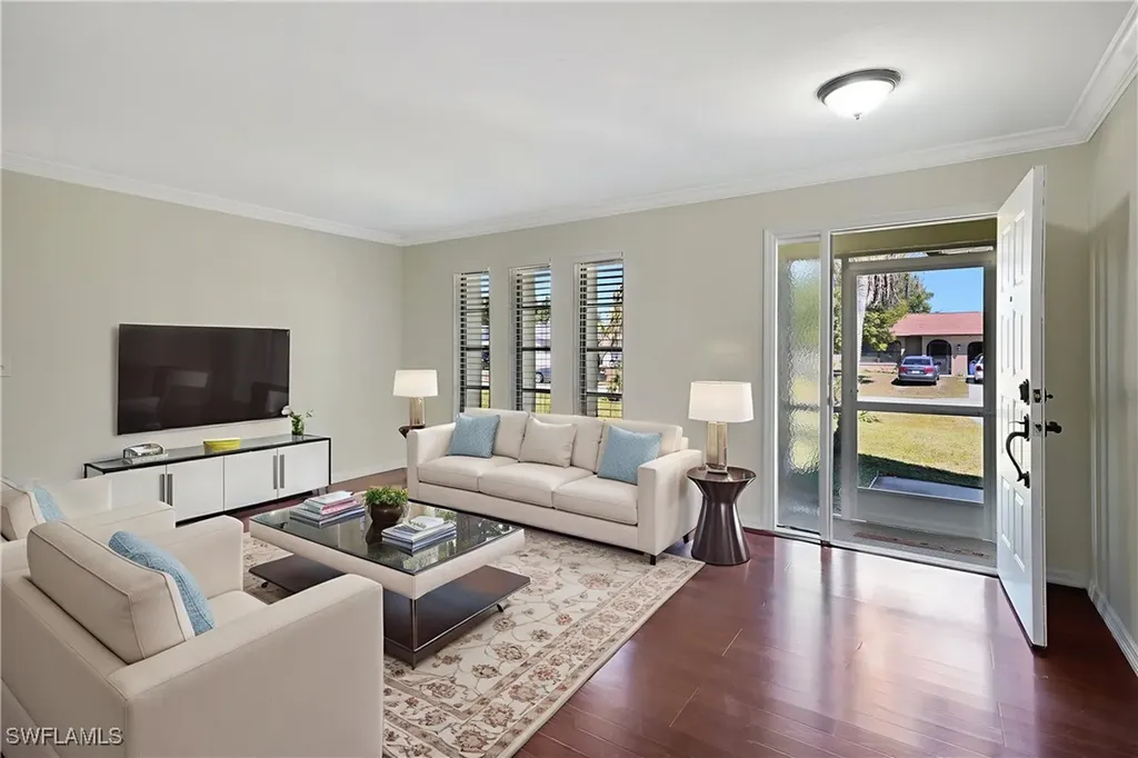 210 NE 10th Avenue Cape Coral FL 33909