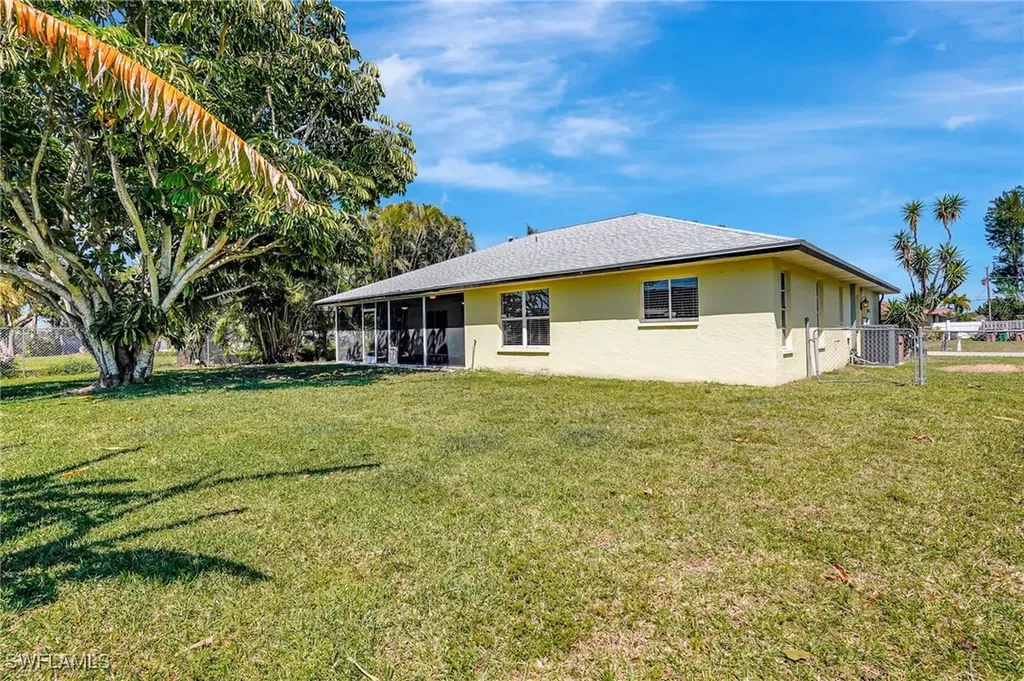 210 NE 10th Avenue Cape Coral FL 33909