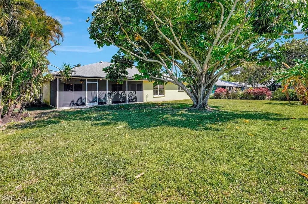 210 NE 10th Avenue Cape Coral FL 33909