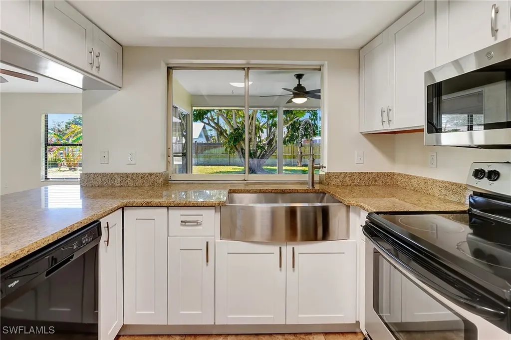 210 NE 10th Avenue Cape Coral FL 33909