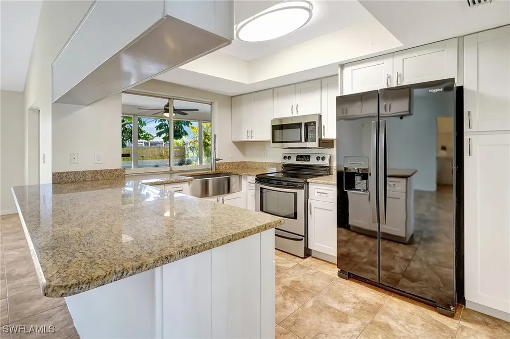 210 NE 10th Avenue Cape Coral FL 33909