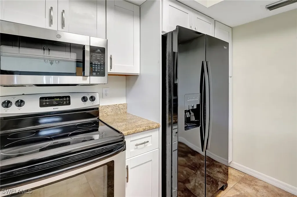 210 NE 10th Avenue Cape Coral FL 33909