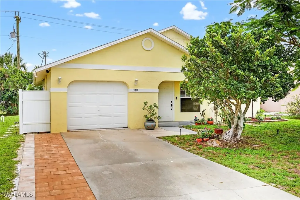 11817 Forest Mere Drive Bonita Springs FL 34135