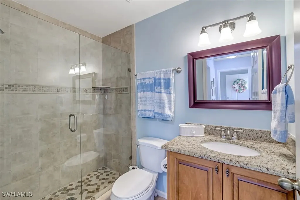 6860 Dennis Circle Naples FL 34104